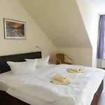 Appartamento Appartementhaus Binzer Sterne Haus 1 *