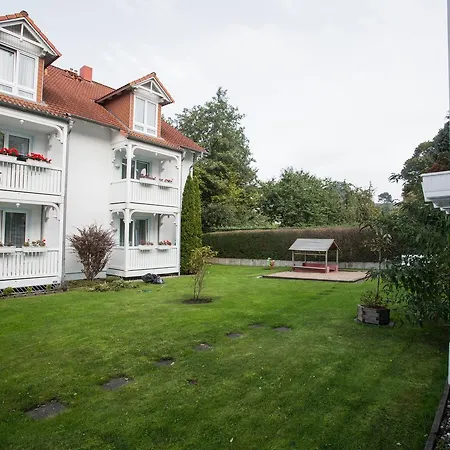 Appartement Appartementhaus Binzer Sterne Haus 1 *